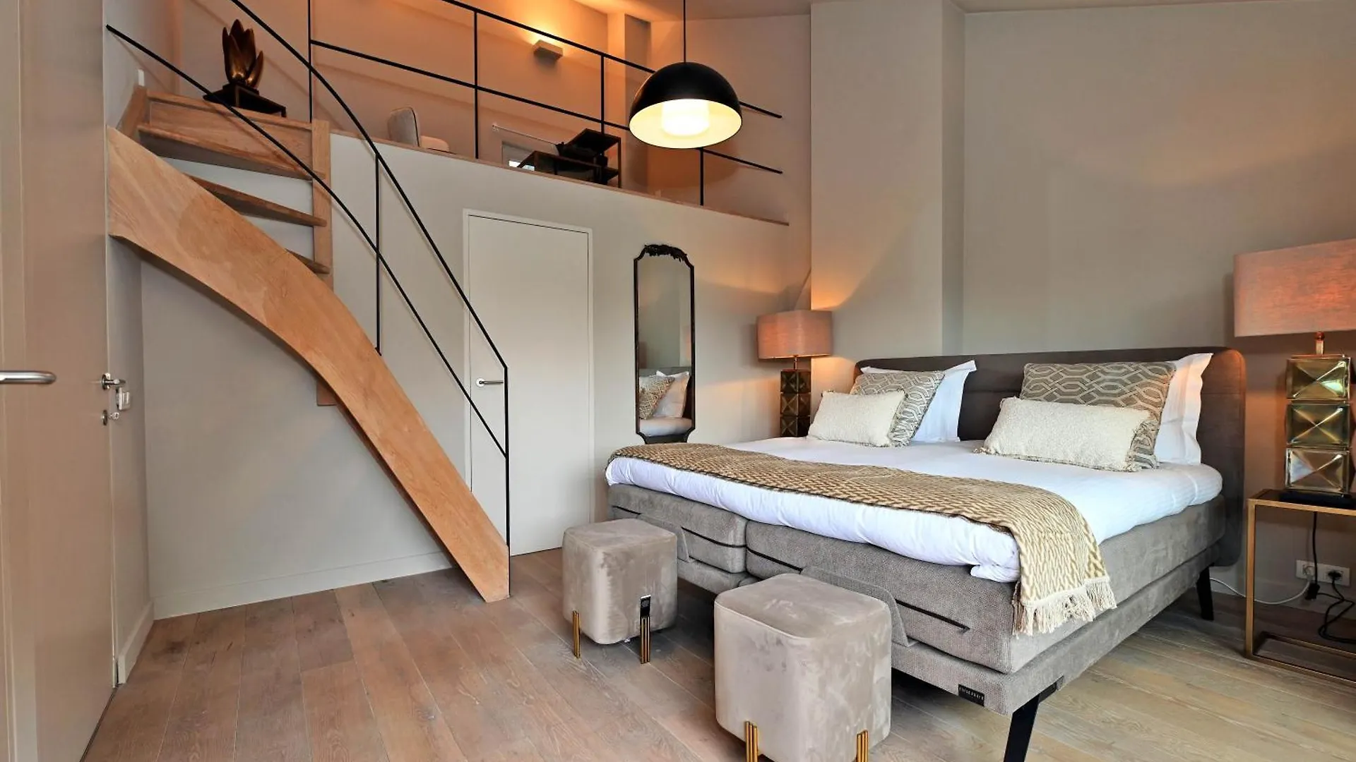Rooms With A View Gand Bed & Breakfast